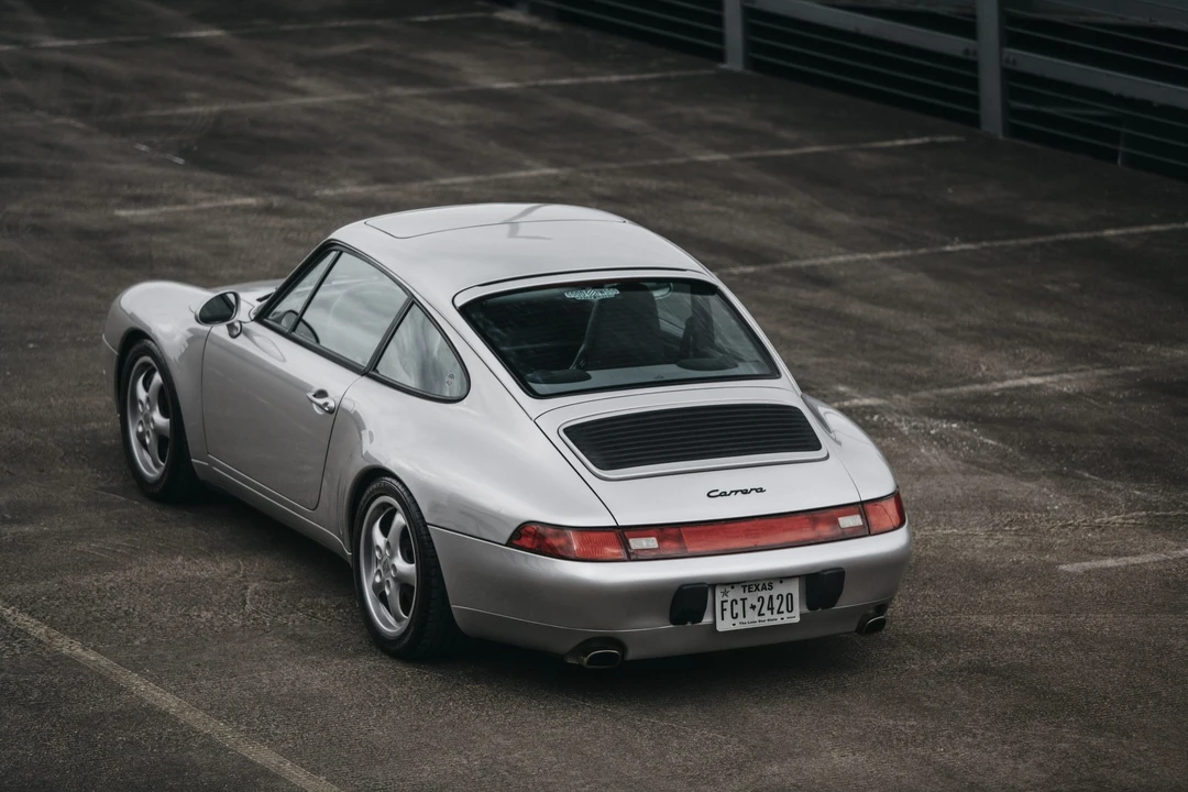 1997 Porsche 993 Carrera - Image 9 of 31