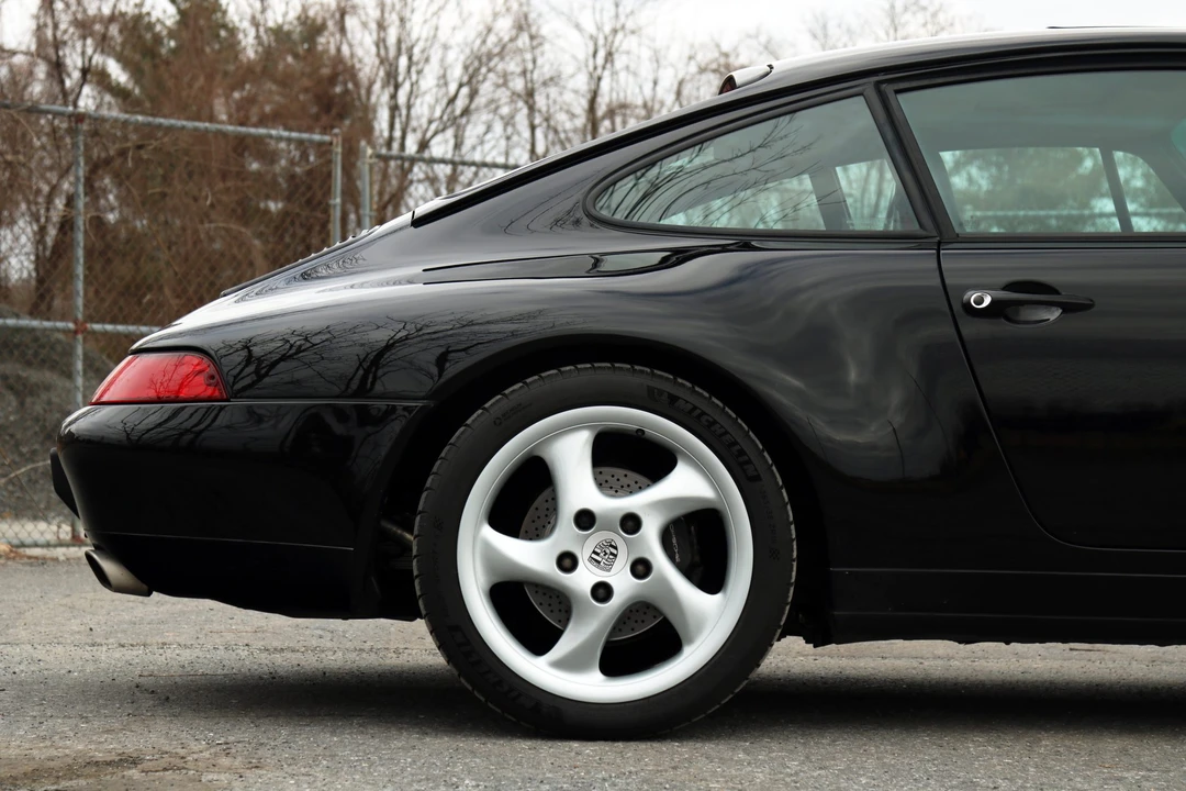 1997 Porsche 993 Carrera - Image 28 of 31