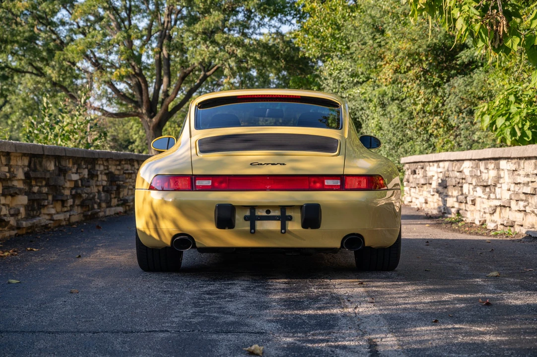 1997 Porsche 993 Carrera - Image 12 of 31