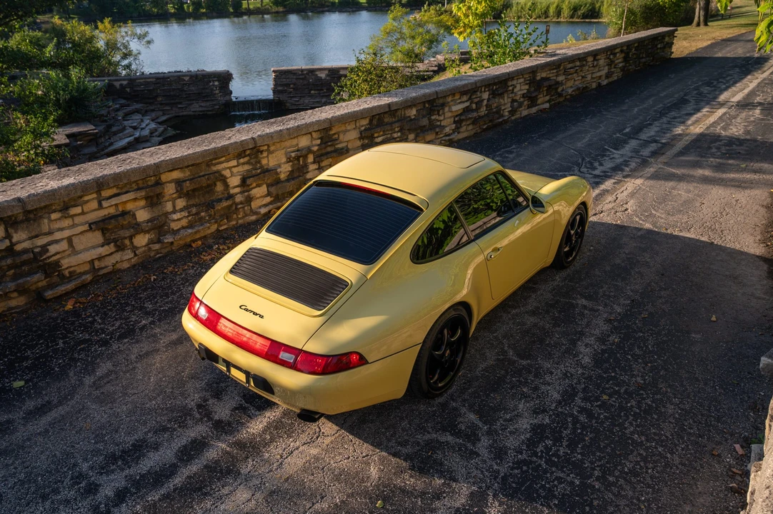 1997 Porsche 993 Carrera - Image 24 of 31
