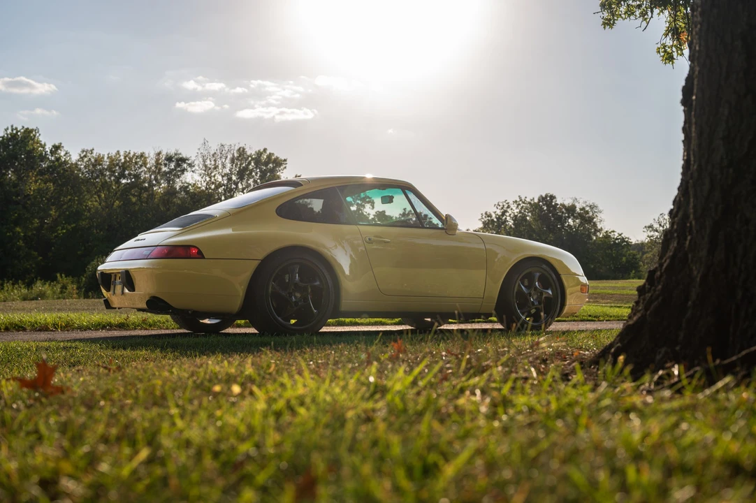 1997 Porsche 993 Carrera - Image 25 of 31