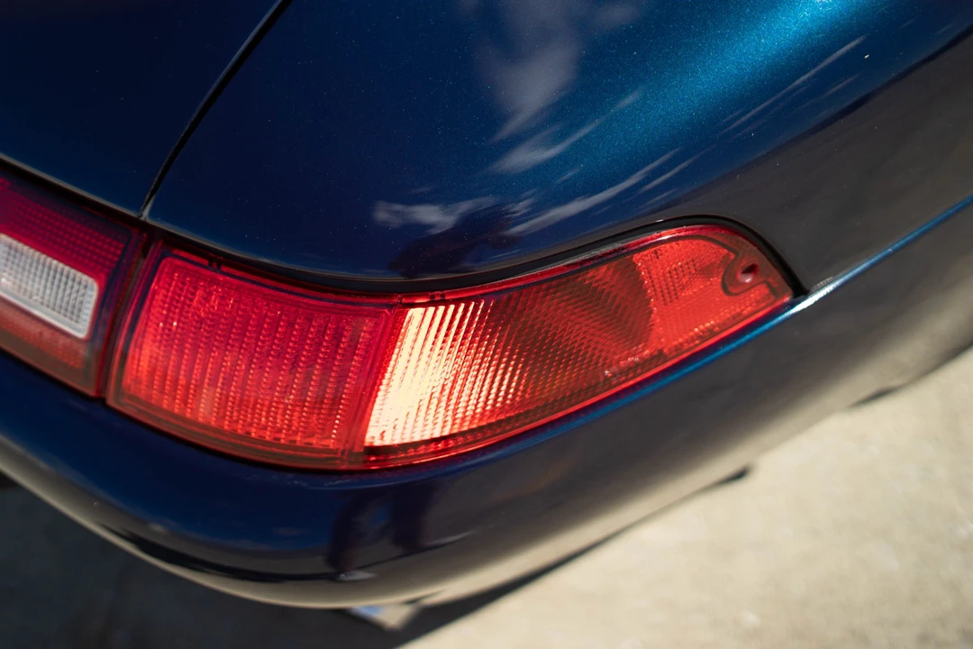 1997 Porsche 993 Carrera - Image 28 of 31