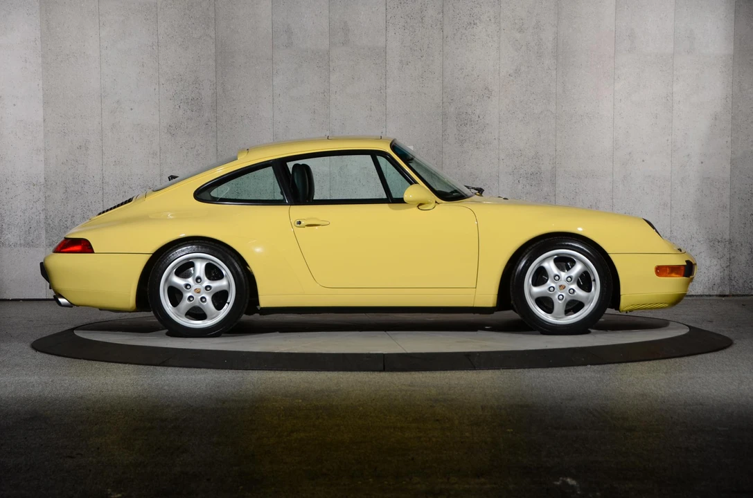 1997 Porsche 993 Carrera - Image 12 of 31