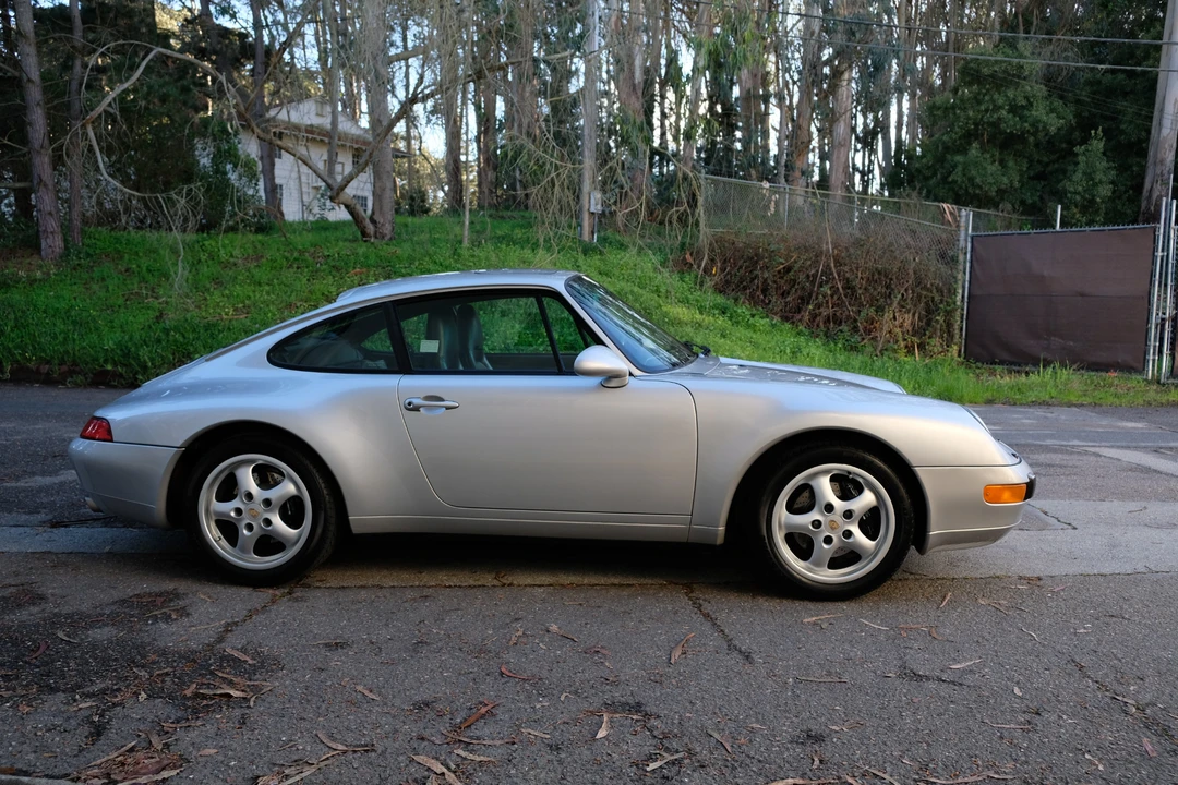 1997 Porsche 993 Carrera - Image 27 of 31