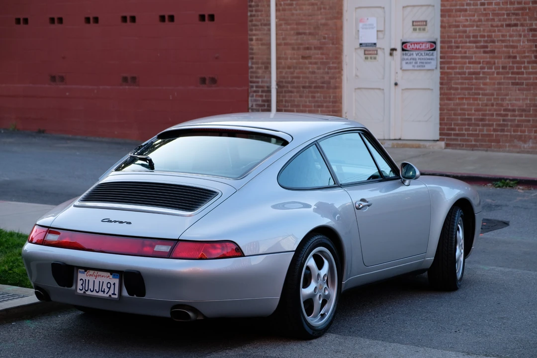 1997 Porsche 993 Carrera - Image 17 of 31