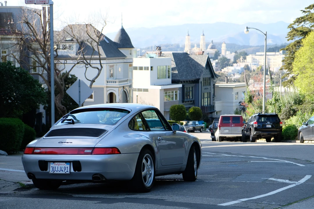 1997 Porsche 993 Carrera - Image 30 of 31