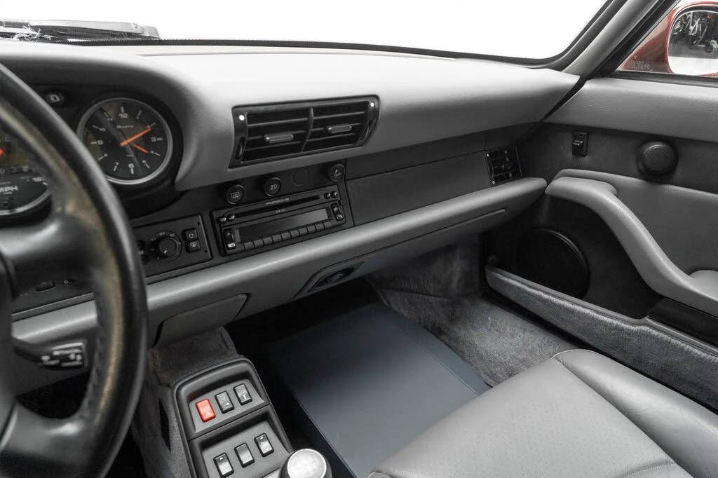 1997 Porsche 993 Carrera - Image 25 of 31