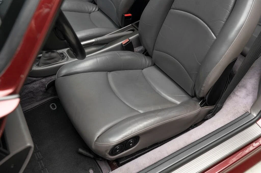 1997 Porsche 993 Carrera - Image 24 of 31