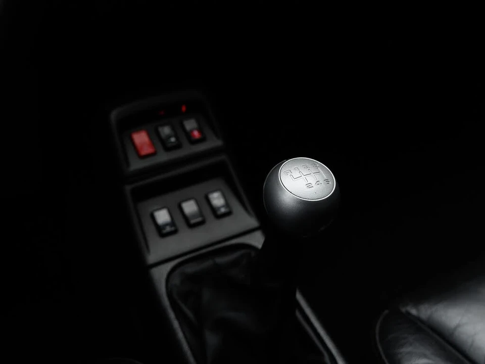 1997 Porsche 993 Carrera - Image 28 of 31