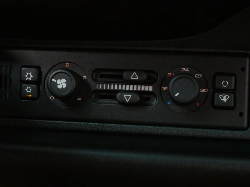 1997 Porsche 993 Carrera - Image 21 of 27
