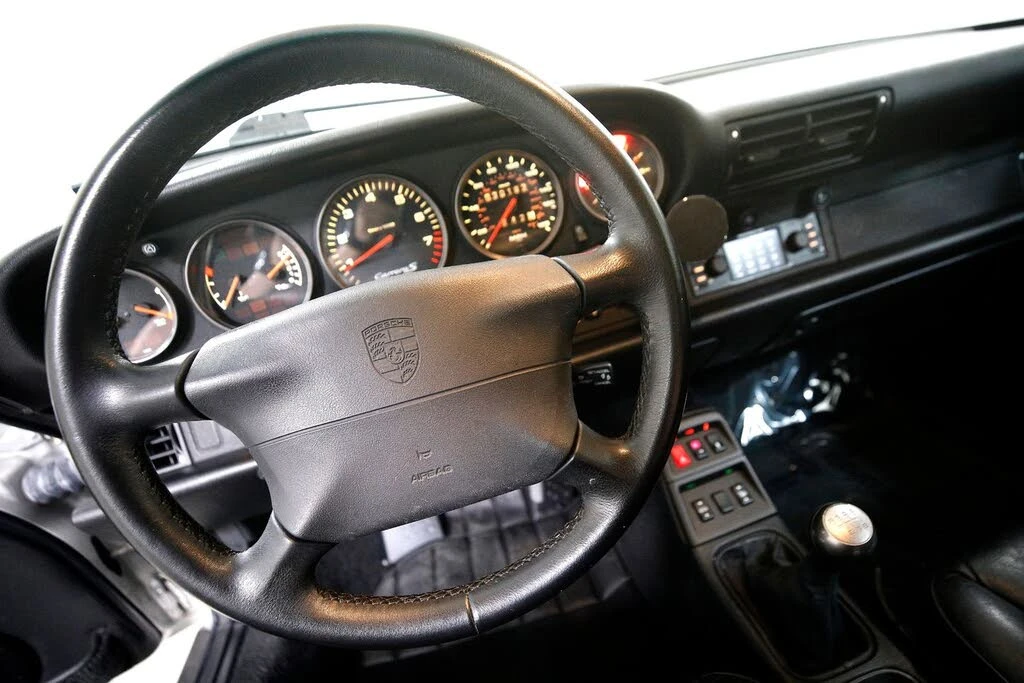 1997 Porsche 993 Carrera - Image 9 of 31