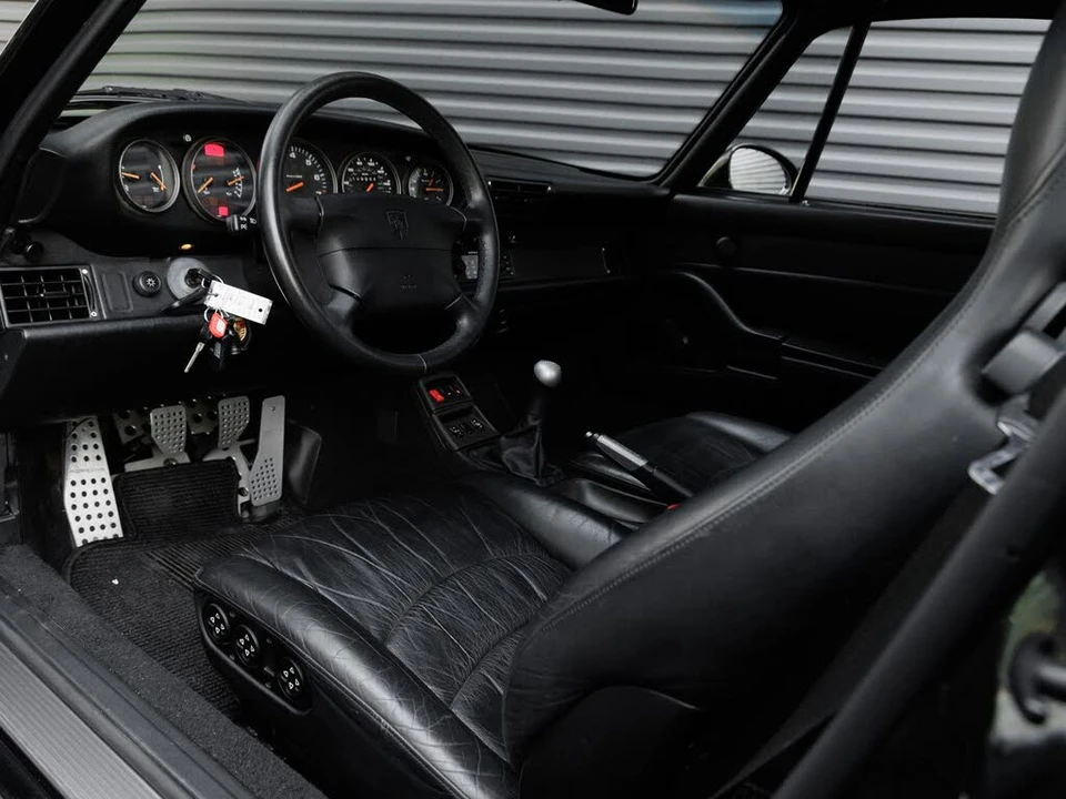 1997 Porsche 993 Carrera - Image 4 of 31