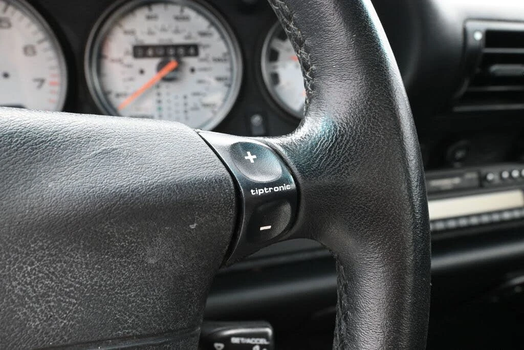 1997 Porsche 993 Carrera - Image 24 of 31