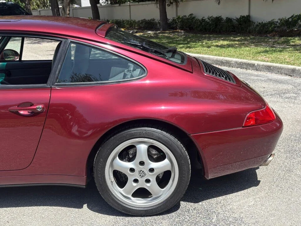 1997 Porsche 993 Carrera - Image 12 of 31