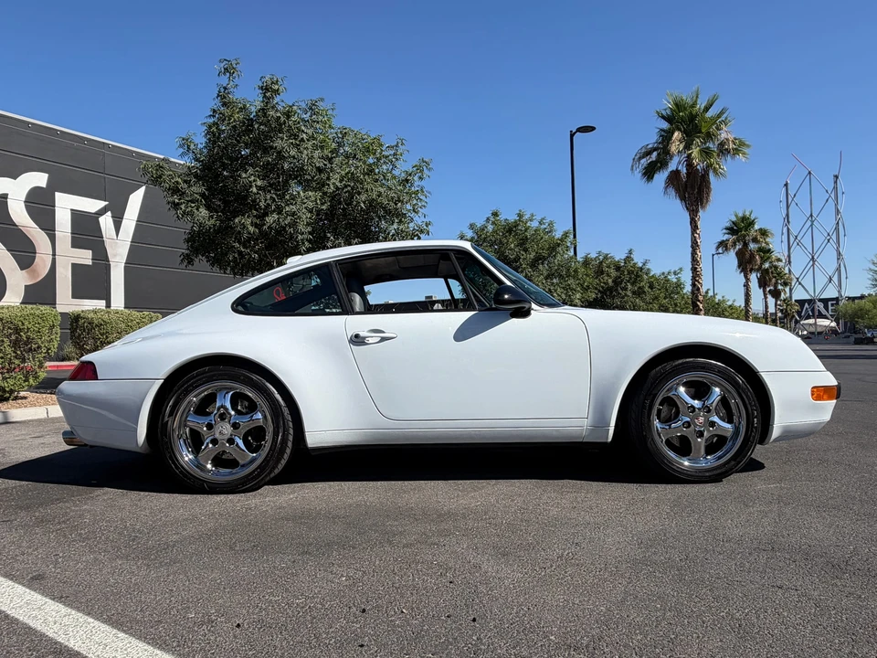 1997 Porsche 993 Carrera - Image 11 of 31