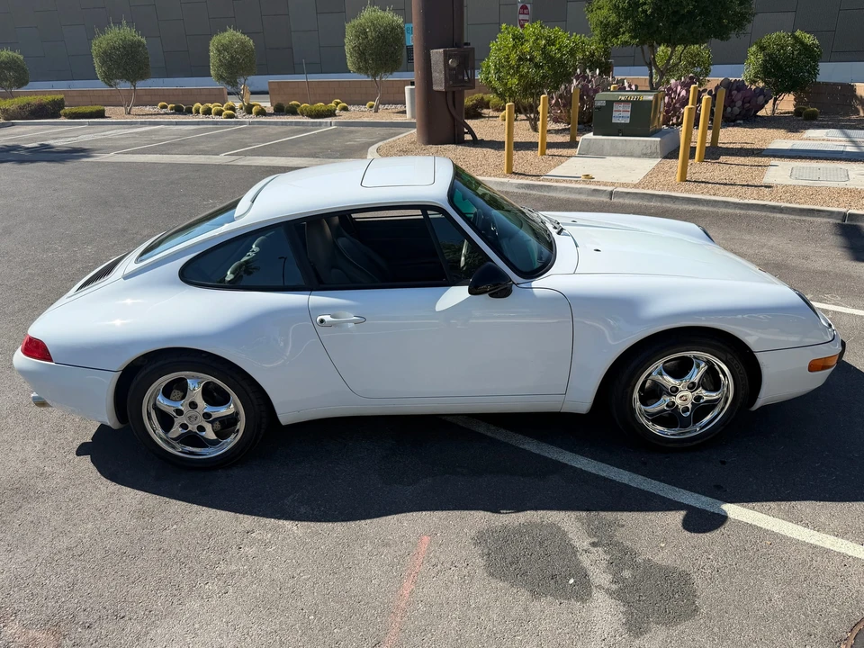 1997 Porsche 993 Carrera - Image 12 of 31