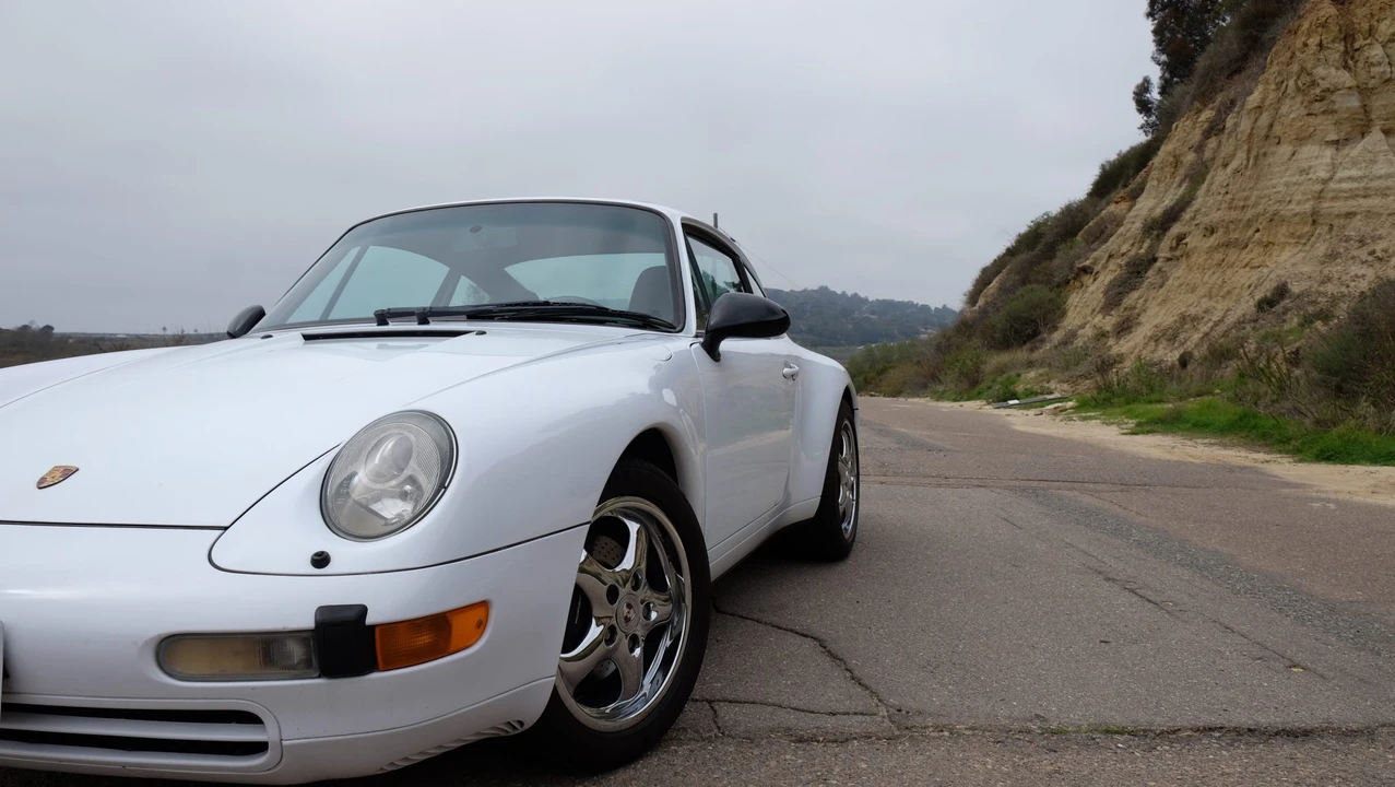1997 Porsche 993 Carrera - Image 30 of 31