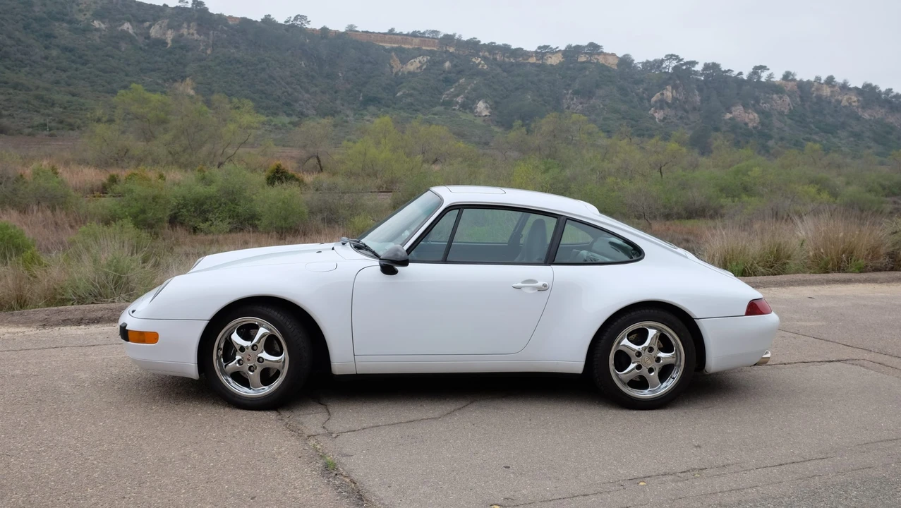 1997 Porsche 993 Carrera - Image 10 of 31