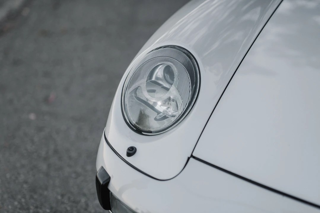 1997 Porsche 993 Carrera - Image 24 of 31