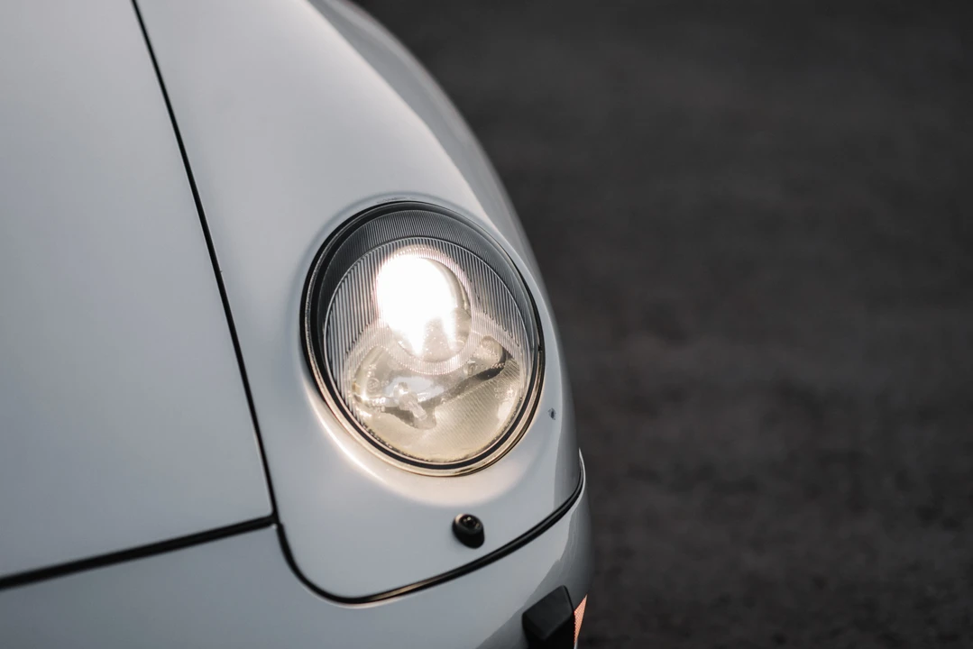 1997 Porsche 993 Carrera - Image 26 of 31