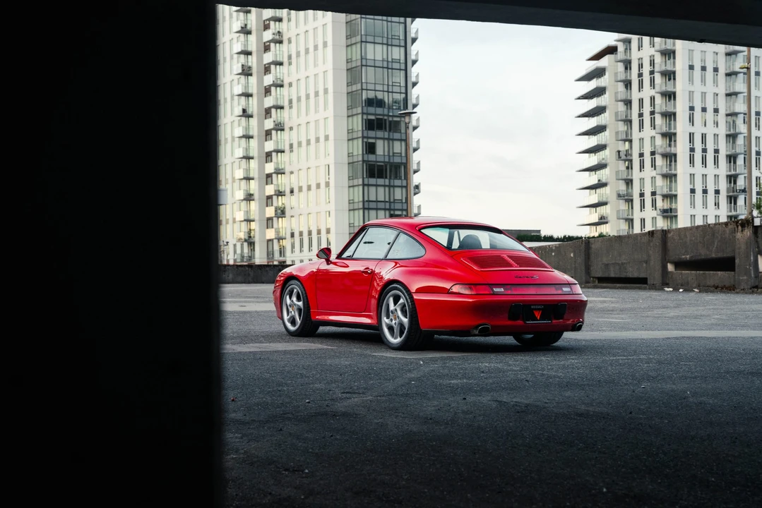 1997 Porsche 993 Carrera - Image 24 of 31