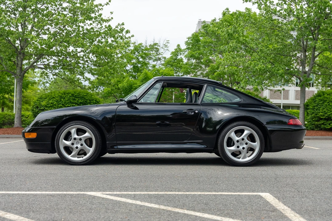 1997 Porsche 993 Carrera S - Image 24 of 31