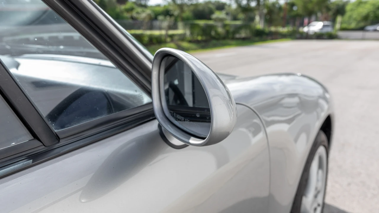 1997 Porsche 993 Carrera S - Image 24 of 31