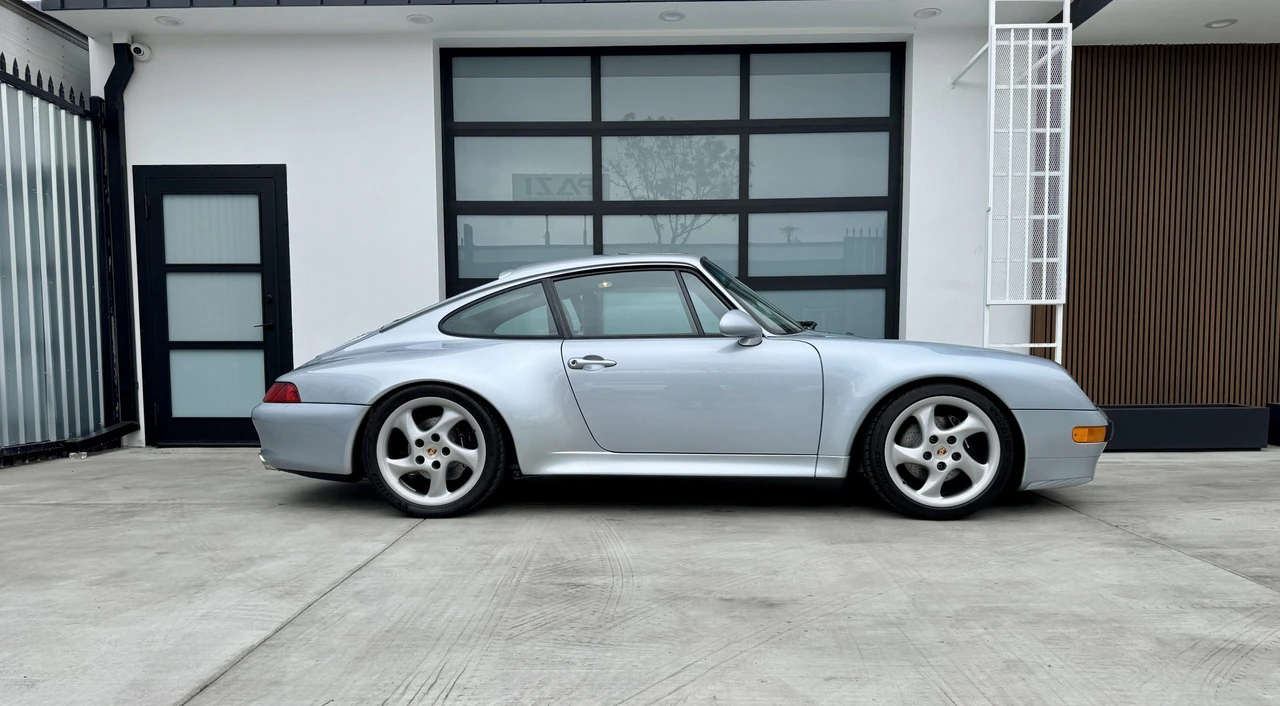 1997 Porsche 993 Carrera - Image 16 of 31