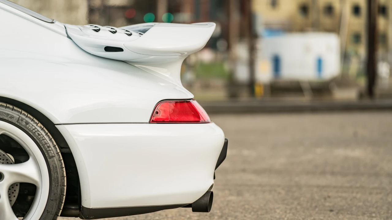 1997 Porsche 993 Carrera - Image 17 of 31