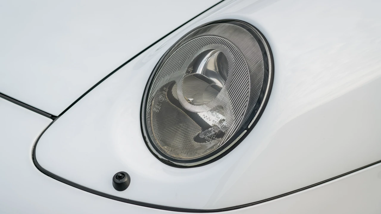 1997 Porsche 993 Carrera - Image 29 of 31