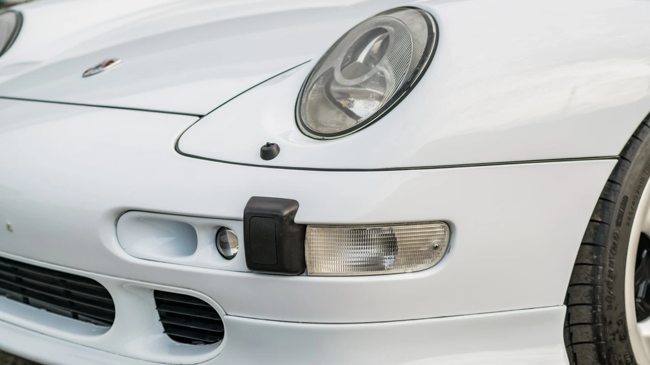 1997 Porsche 993 Carrera - Image 27 of 31