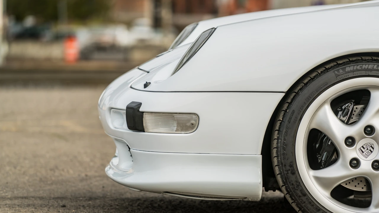 1997 Porsche 993 Carrera - Image 25 of 31