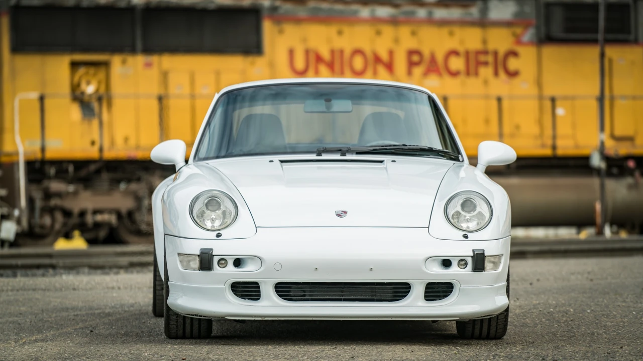 1997 Porsche 993 Carrera - Image 2 of 31