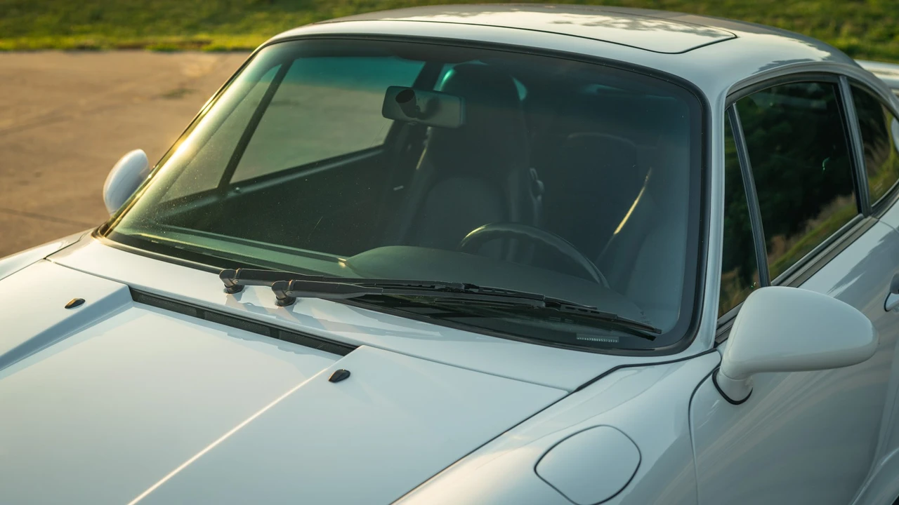 1997 Porsche 993 Carrera - Image 15 of 31