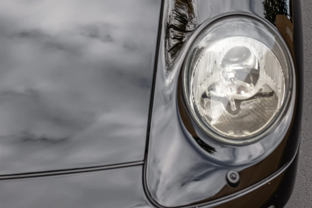 1997 Porsche 993 Carrera S - Image 15 of 31