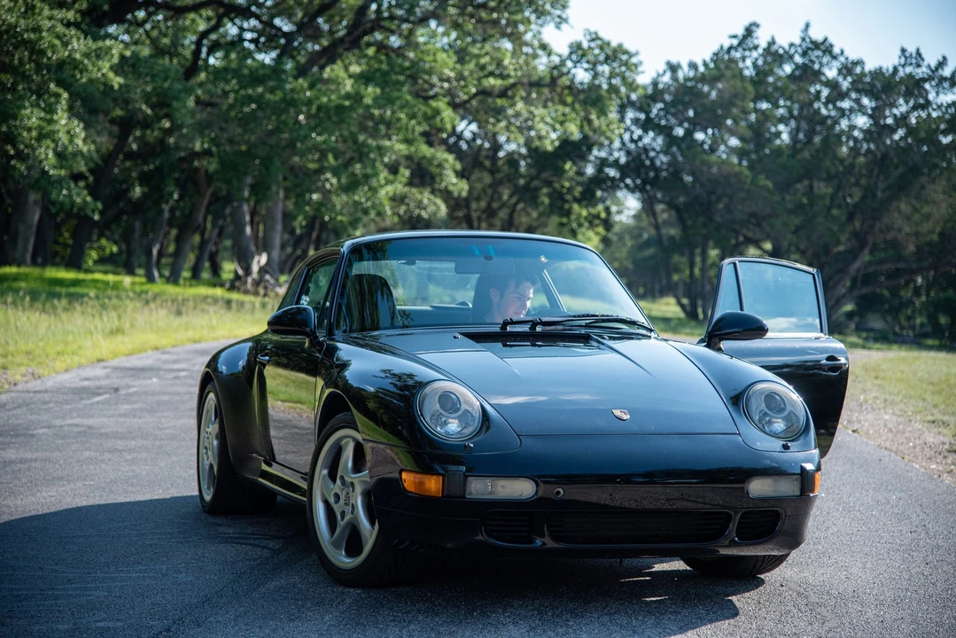 1997 Porsche 993 Carrera - Image 17 of 31