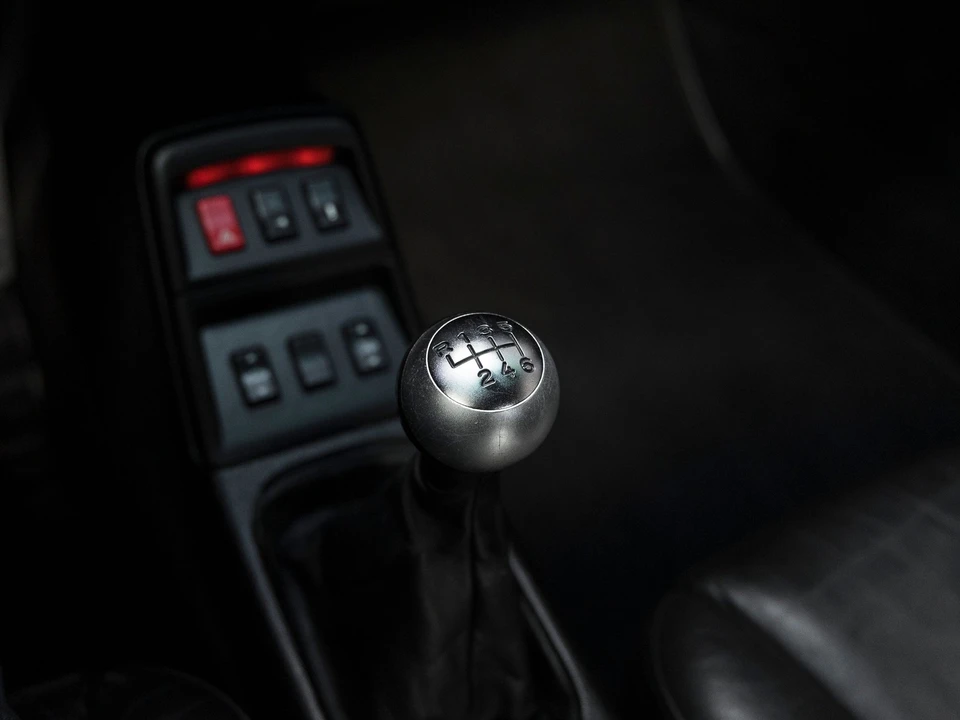 1997 Porsche 993 Carrera S - Image 13 of 31