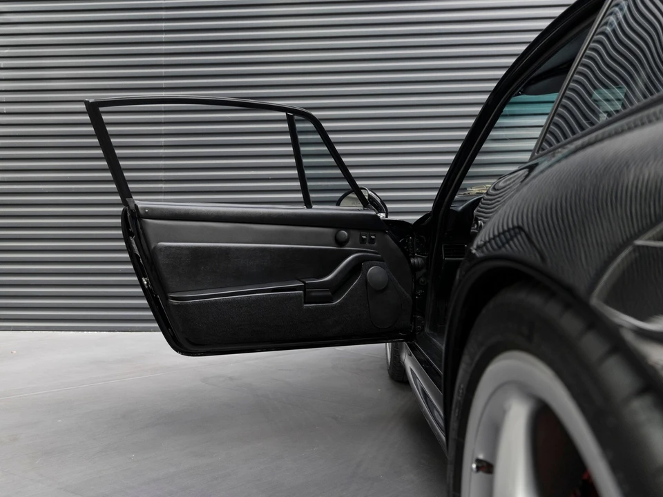 1997 Porsche 993 Carrera S - Image 18 of 31