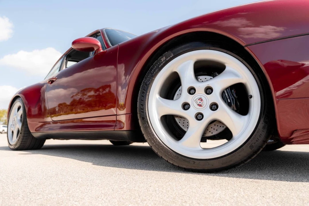 1997 Porsche 993 Carrera S - Image 23 of 31