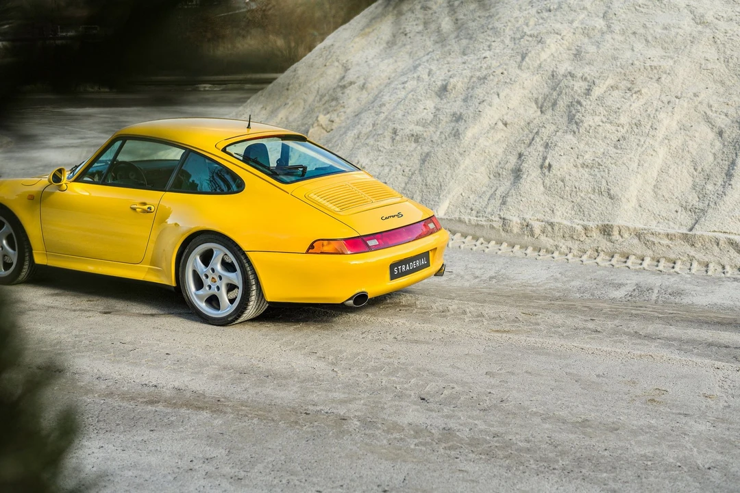 1997 Porsche 993 Carrera S - Image 14 of 31