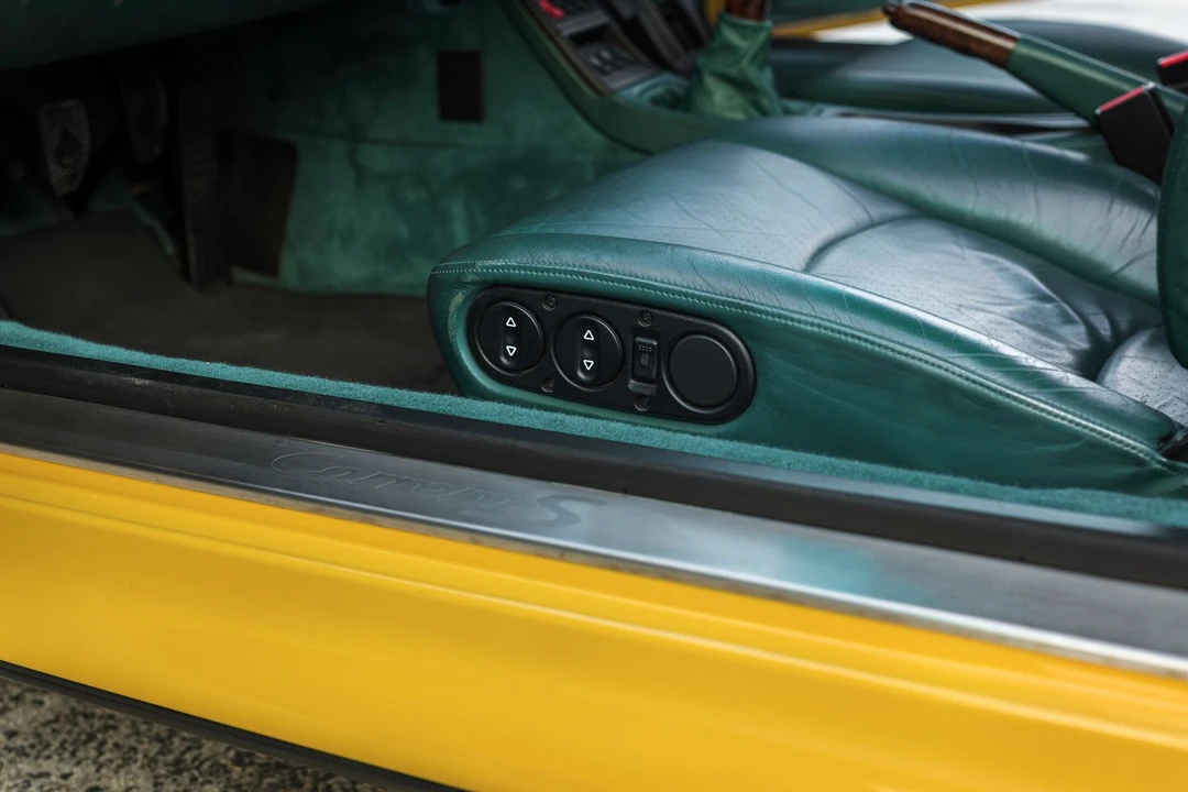 1997 Porsche 993 Carrera S - Image 22 of 31
