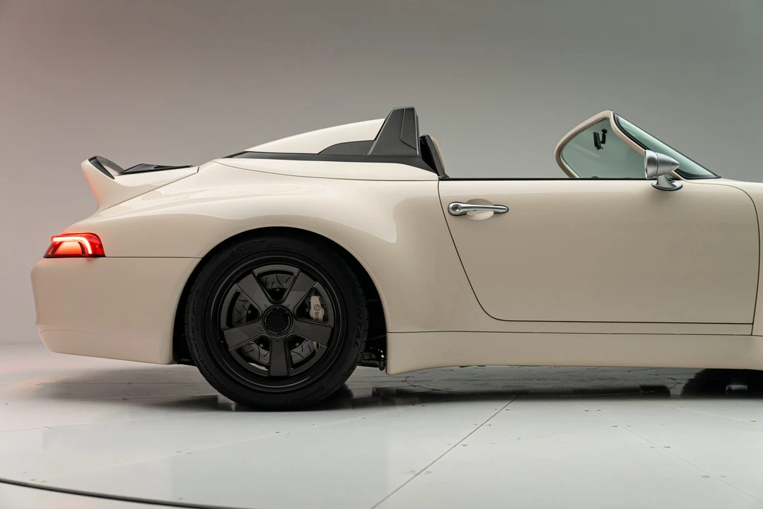 1997 Porsche 993 Carrera - Image 29 of 31