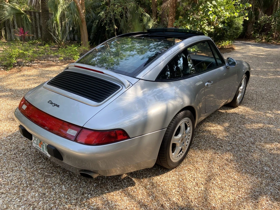 1997 Porsche 993 Carrera - Image 7 of 31