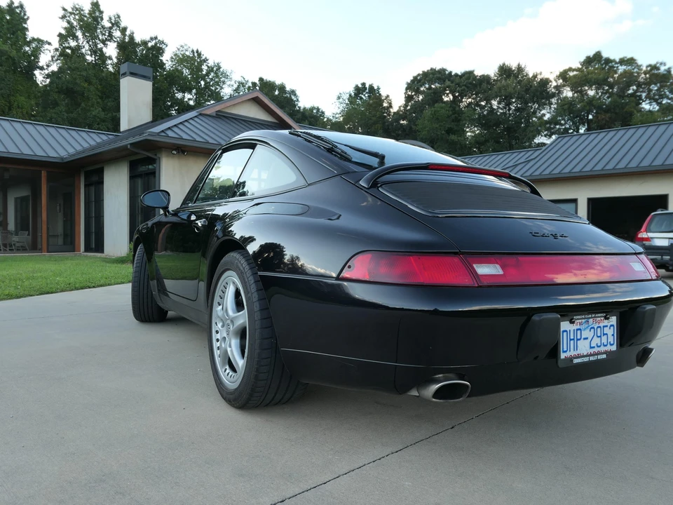 1997 Porsche 993 Carrera - Image 10 of 31