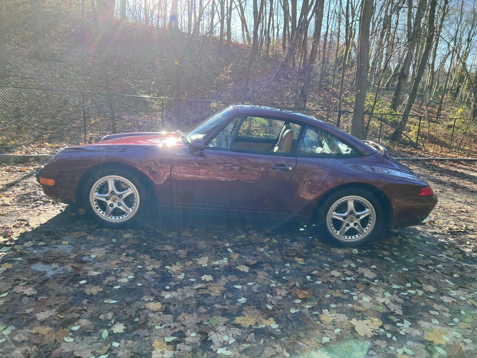 1997 Porsche 993 Carrera - Image 12 of 31