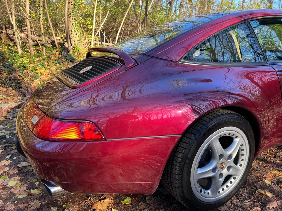 1997 Porsche 993 Carrera - Image 30 of 31