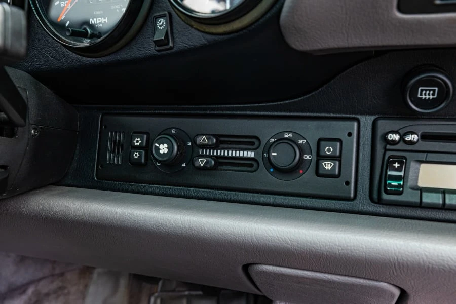 1997 Porsche 993 Targa - Image 25 of 31