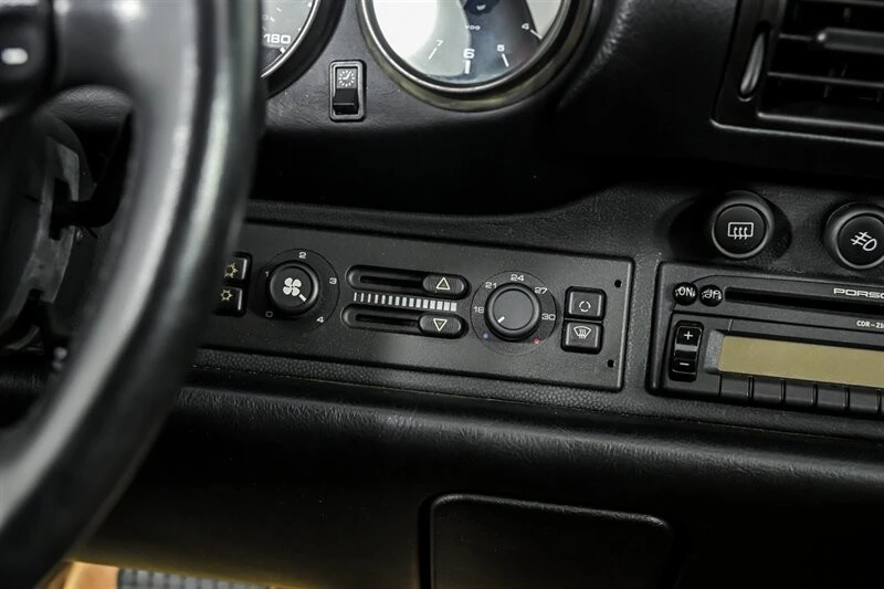 1997 Porsche 993 Carrera - Image 24 of 29