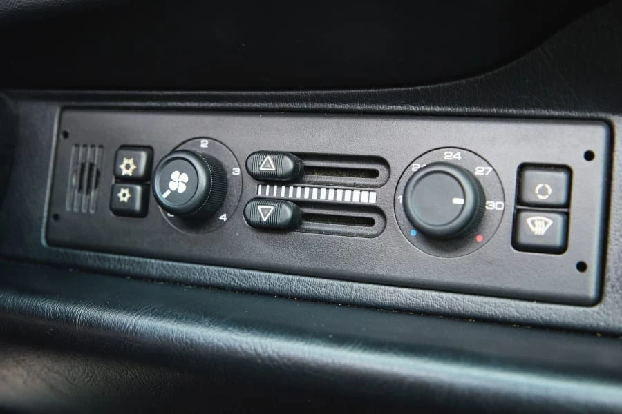 1997 Porsche 993 Carrera - Image 30 of 31