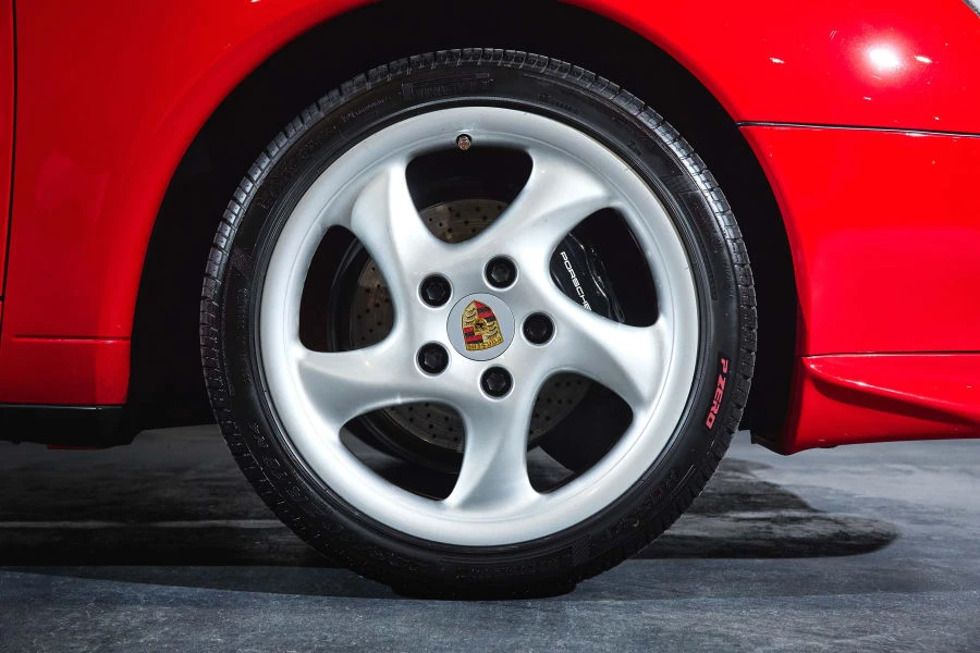 1997 Porsche 993 Carrera - Image 28 of 31